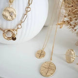 Collier Bazile black