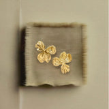 Boucles d’oreilles Nemesis