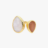 Toi & Moi ring with white mother-of-pearl and peach moonstone