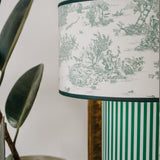 OCTAVEO – Lampe à poser rayures et toile de Jouy vertes